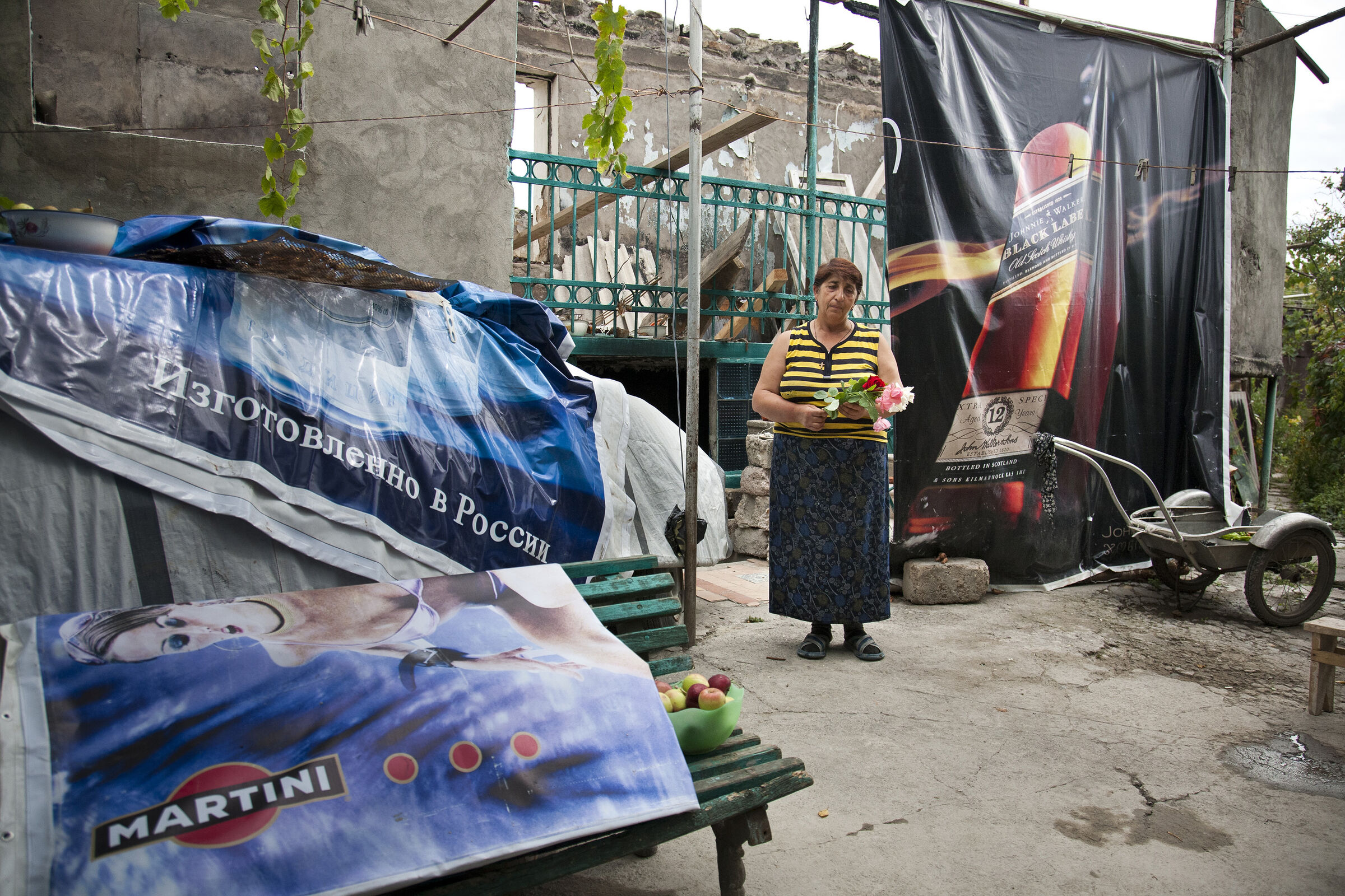 Shifting Borders 194